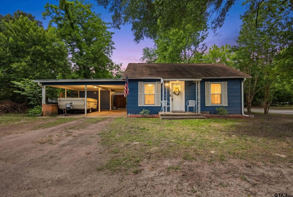 201 Mallory, Lindale