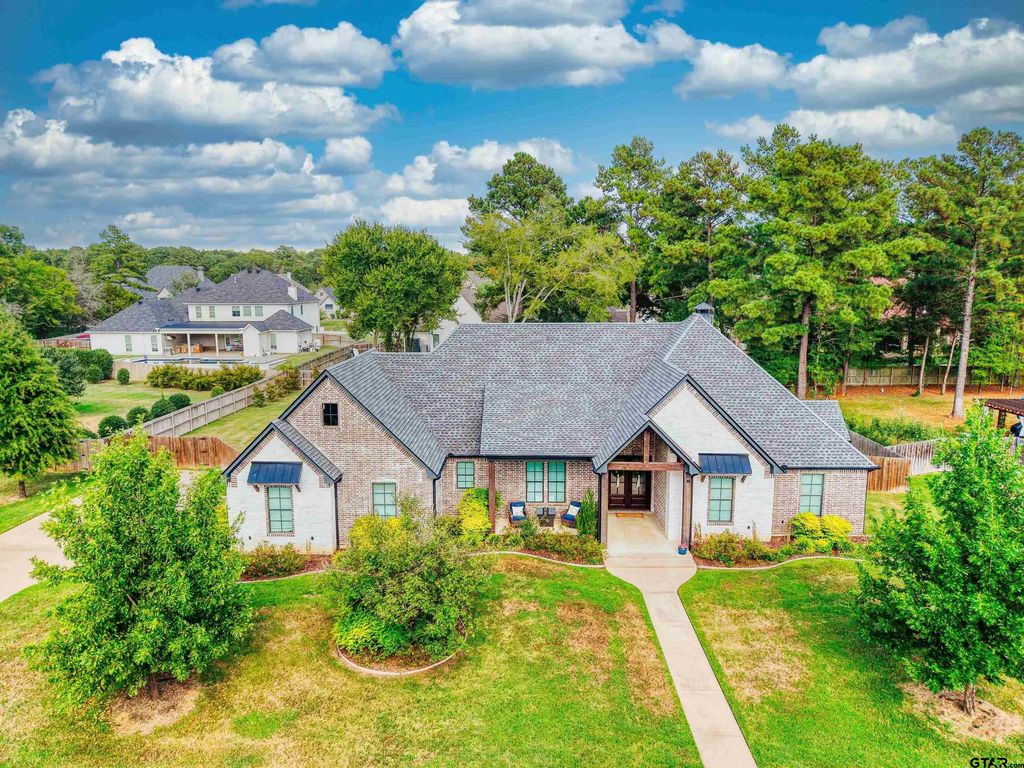12066 Jazmin Cir, Flint