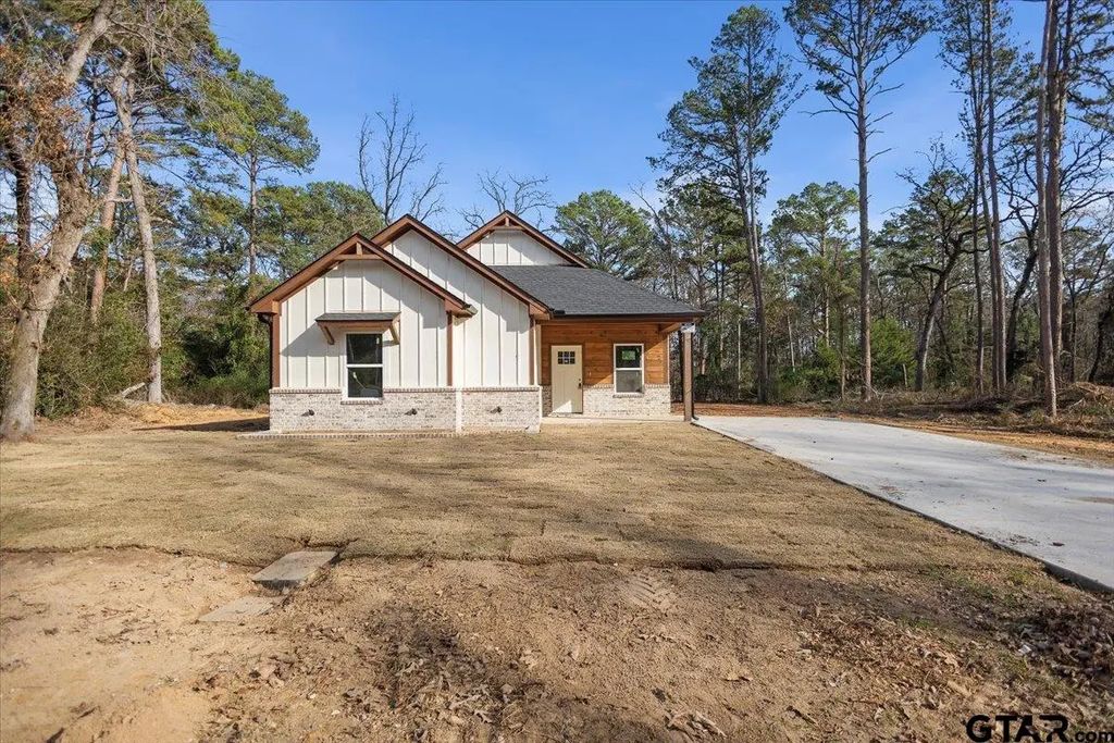 663 Caroline Bend, Bullard