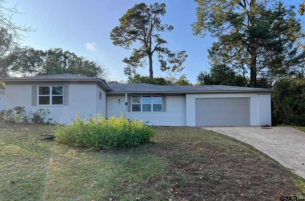 2923 Birdwell Drive, Tyler