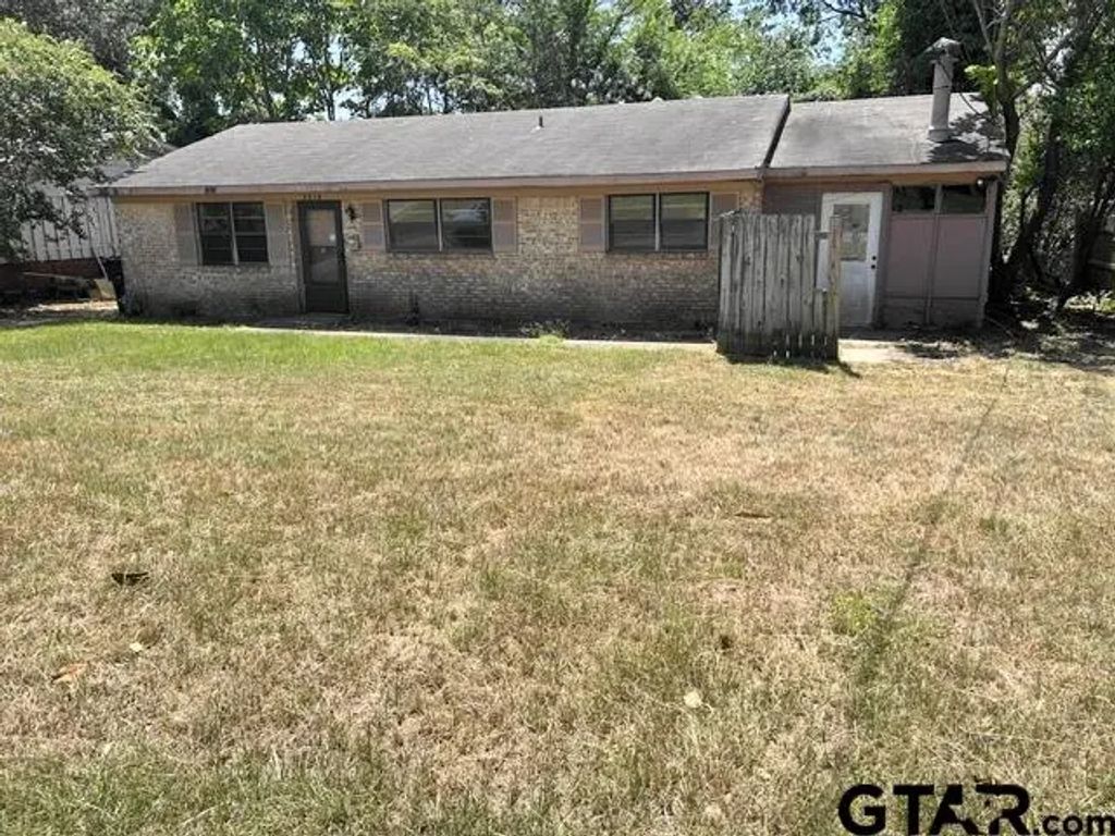 3318 Lee St, Tyler