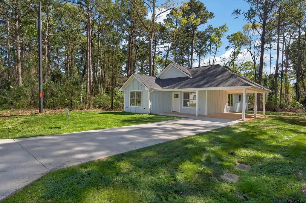 329 Wiley Dr., Bullard
