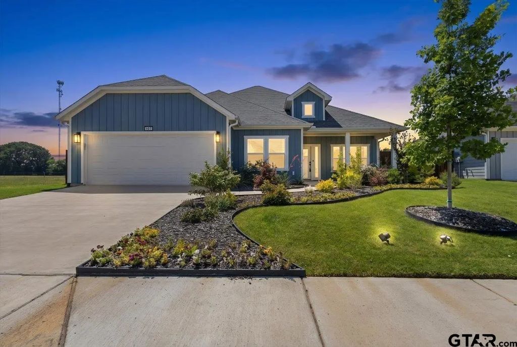 107 Wesson St., Gun Barrel City
