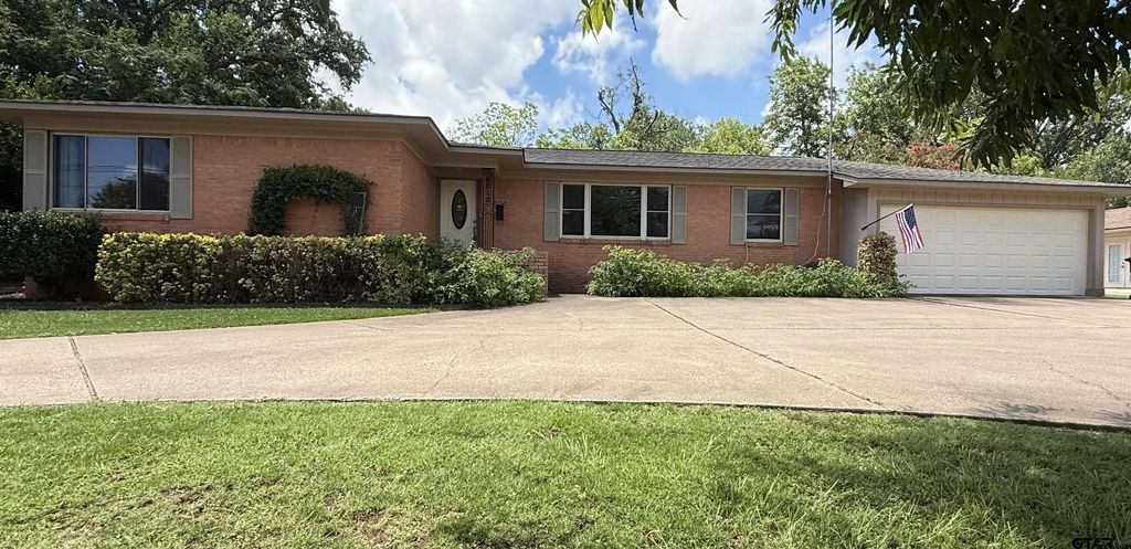 2015 E Fifth St, Tyler