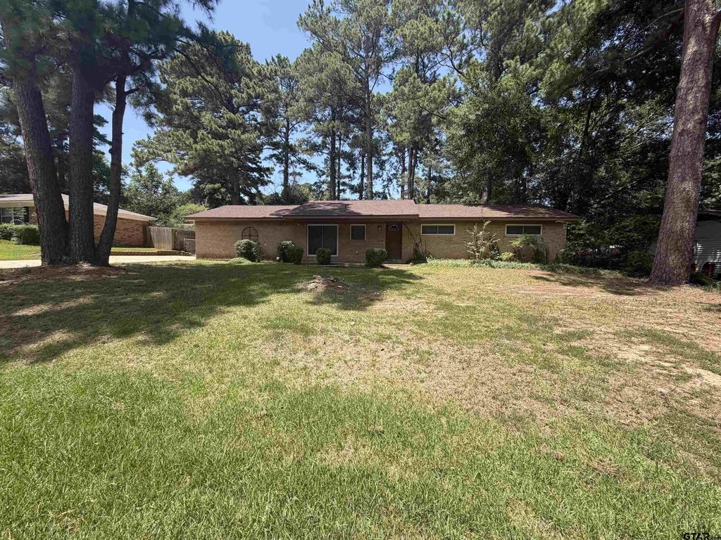 307 Ralph, Longview