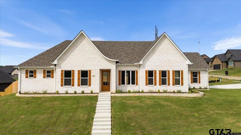 371 Mac Circle, Bullard