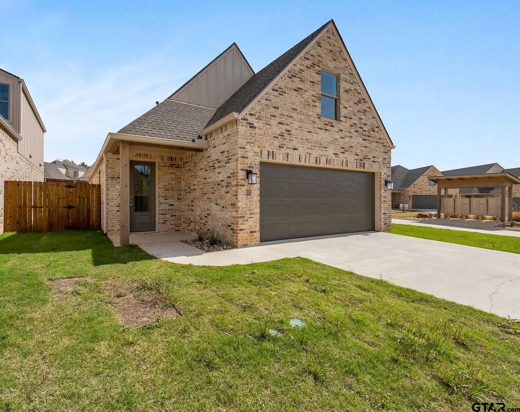 4344 Macnab Dr, Tyler