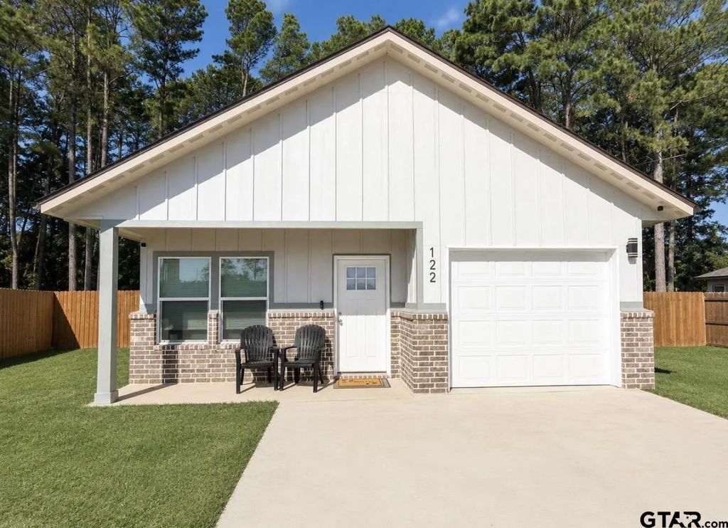 122 Mowery Lane, Pittsburg