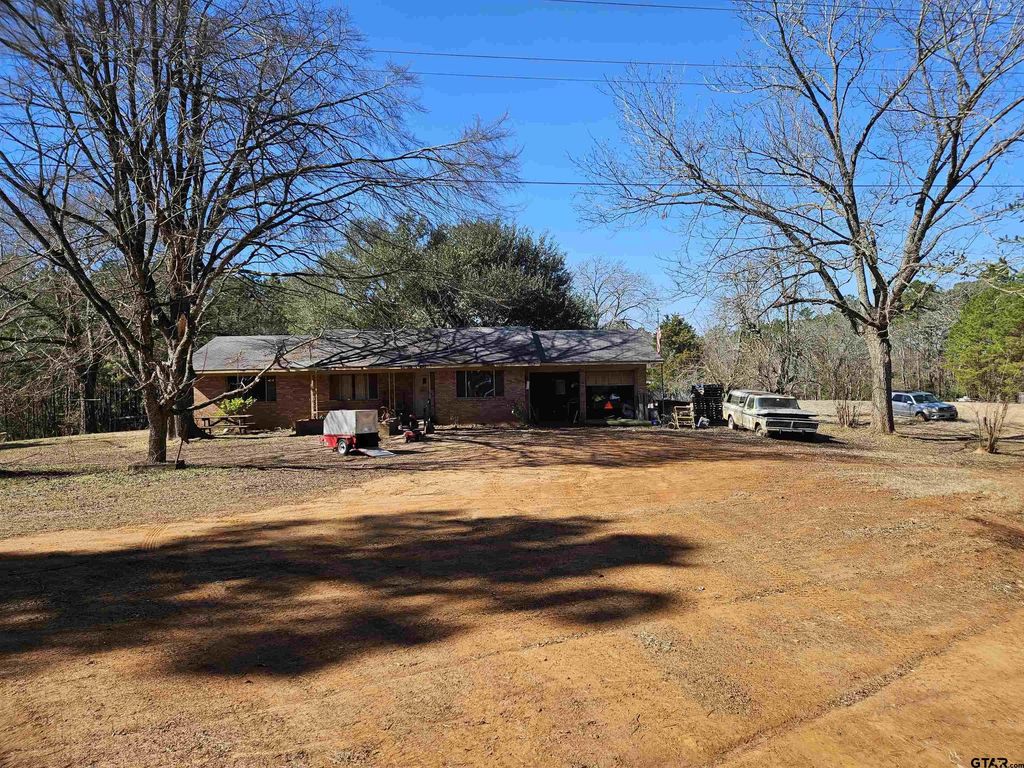 5542 Fm 752, Rusk