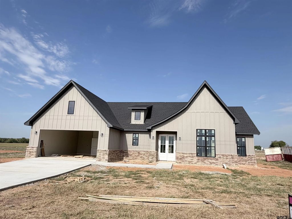 16301 County Road 441, Lindale