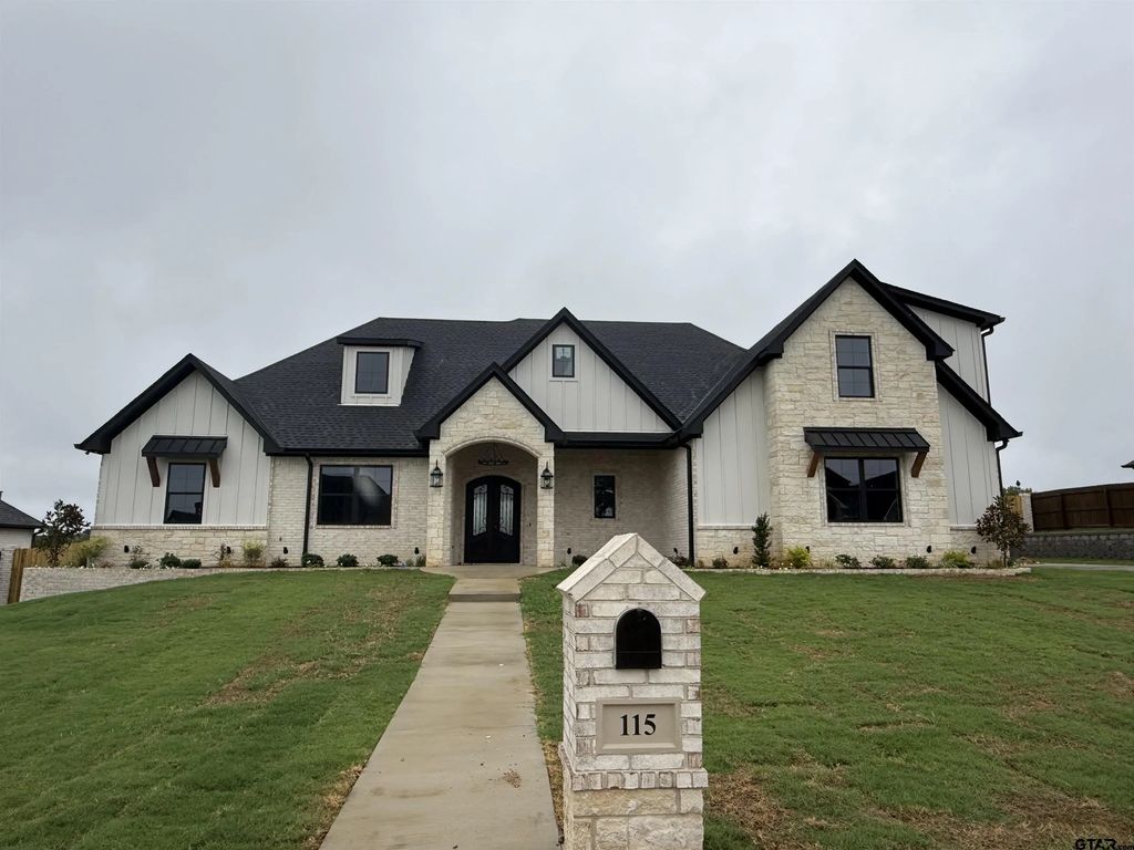 115 Eland Way, Bullard