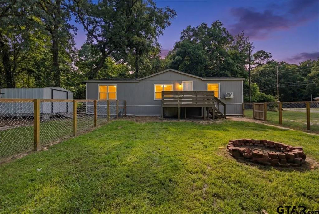 121 Jackie St, Bullard