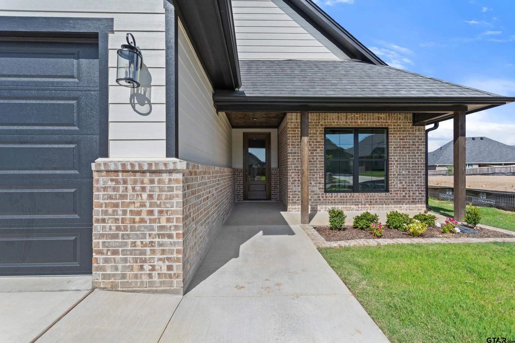 7169 Alexander, Tyler