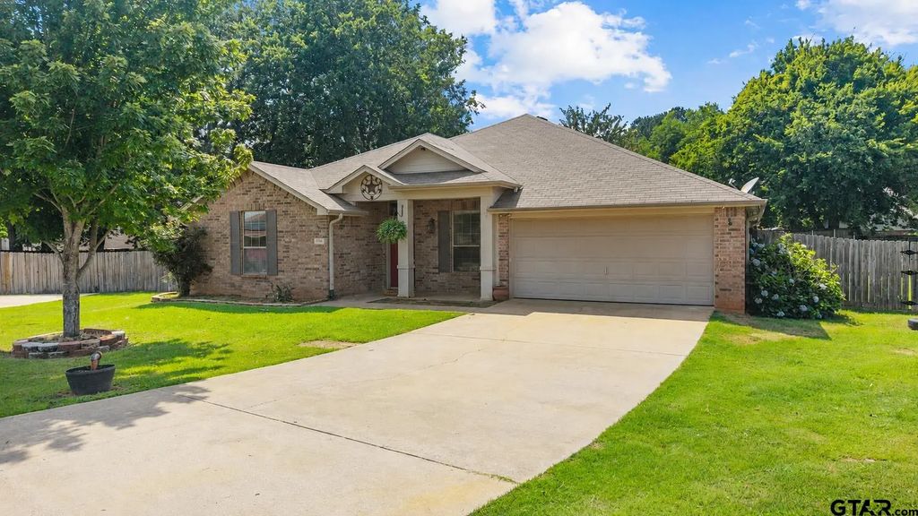 114 Haley Lane, Chandler