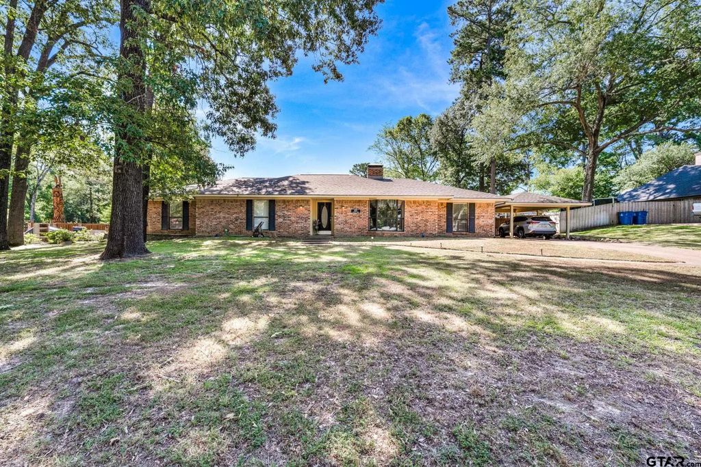 415 Nathan, Quitman
