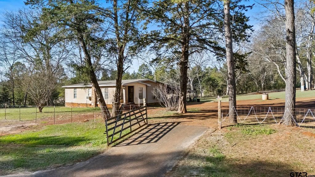 4256 E Us Hwy 84, Mt Enterprise