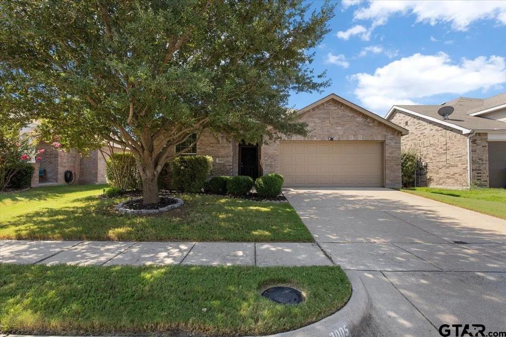 2005 Uvalde, Forney
