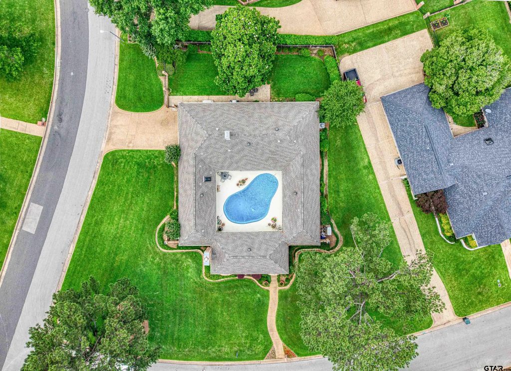 7000 Hollytree Cir, Tyler
