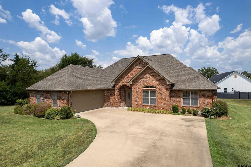 26 Oakwood Lane, Mt Vernon