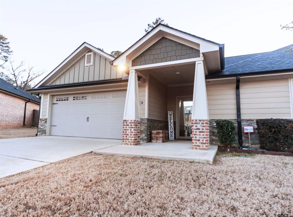 815 E Grande G101, Tyler