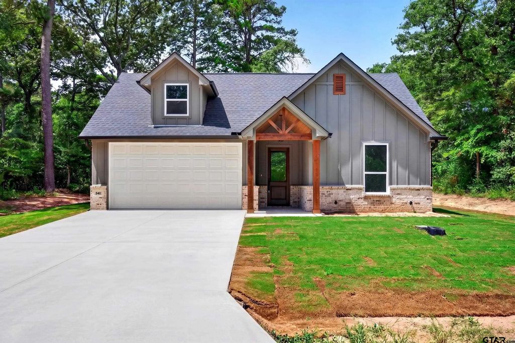 540 Caroline Bend, Bullard
