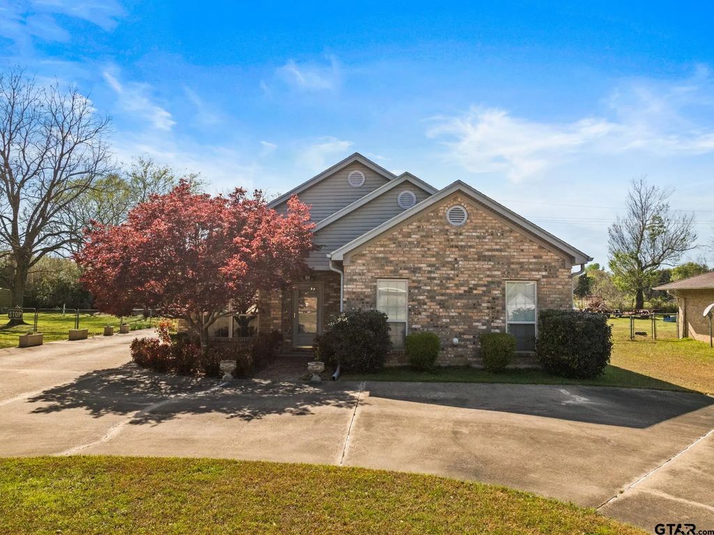 509 Kent Dr, Pittsburg