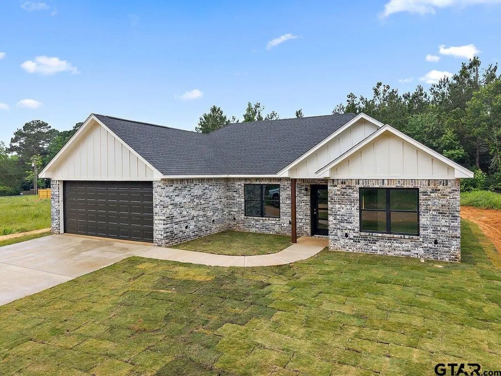 149 Ellis St, Rusk