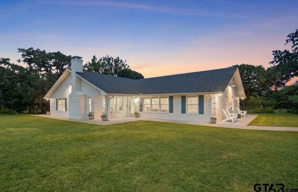 2843 Vz County Road 4702, Ben Wheeler