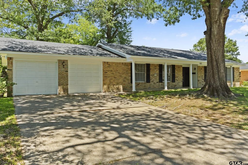 613 Zelwood, Tyler