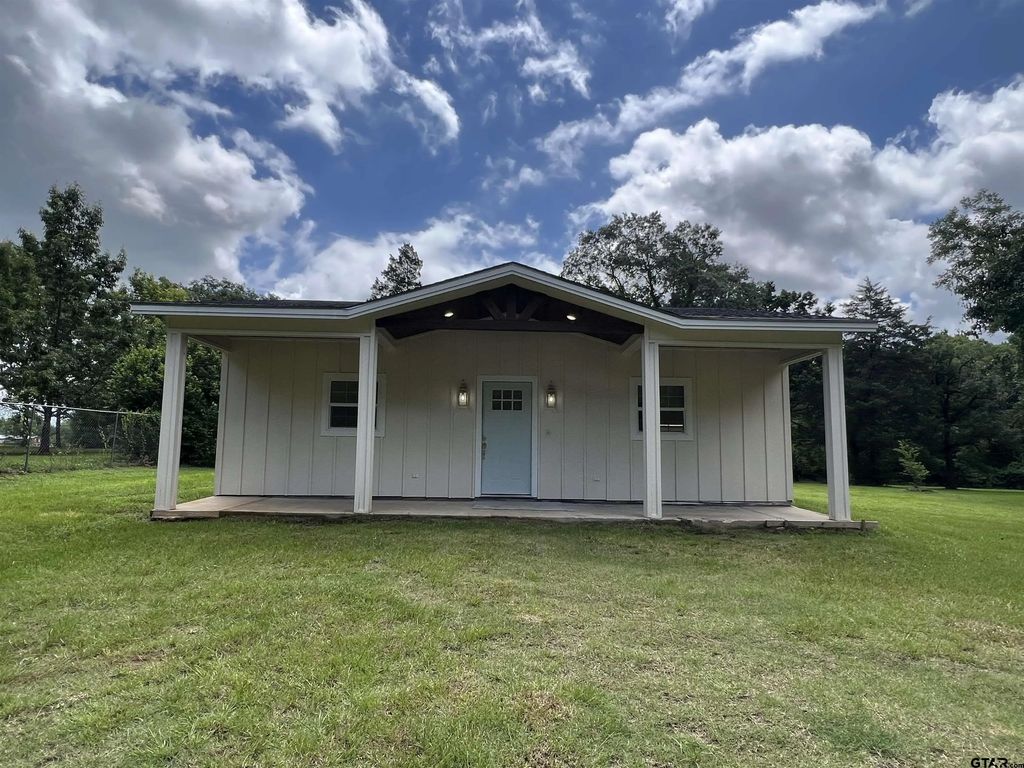 180 Lovers Lane, Alto