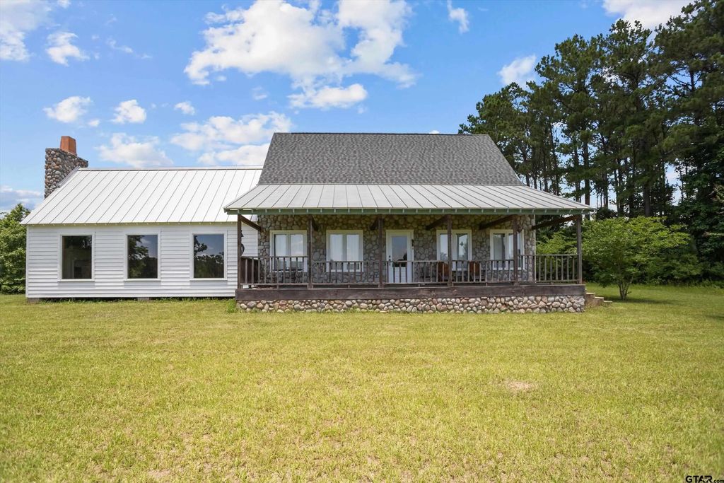 656 Vineyard View Ranch, Grapeland