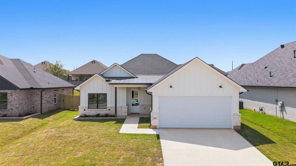 135 Kaul, Bullard