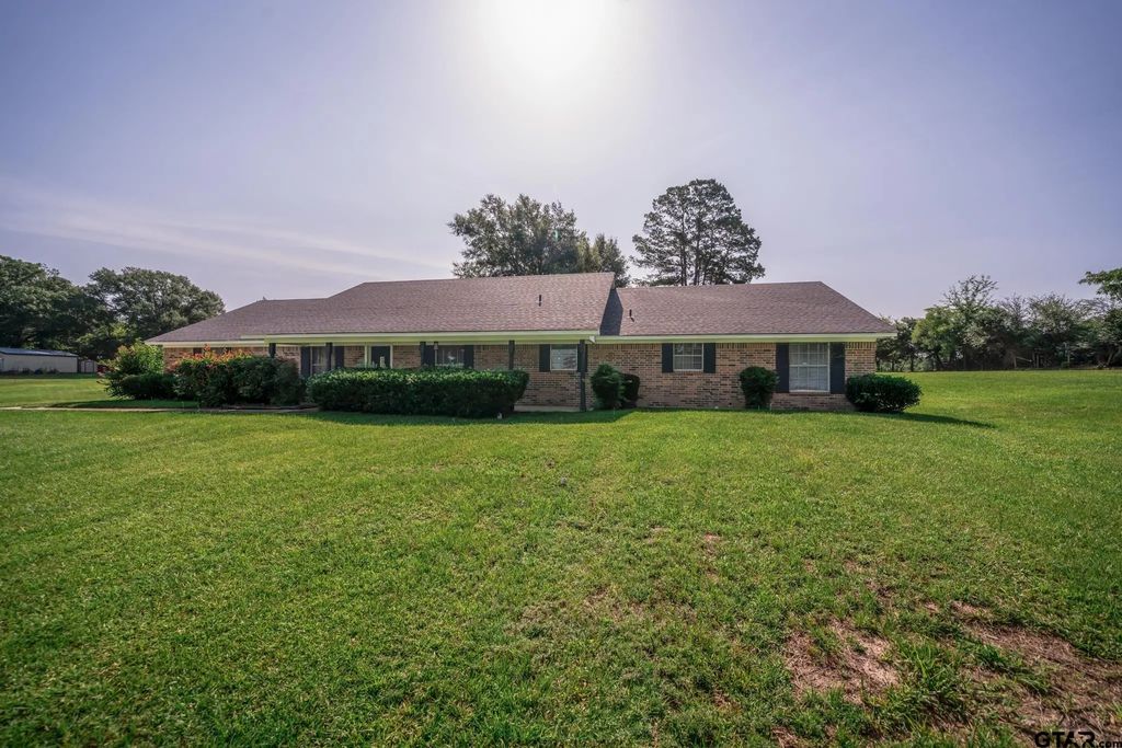 1668 Fm 2685, Gladewater