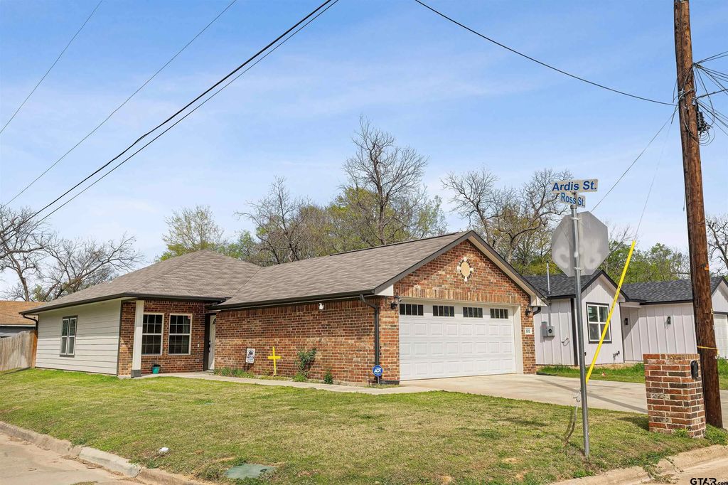101 W Ross Street, Sulphur Springs