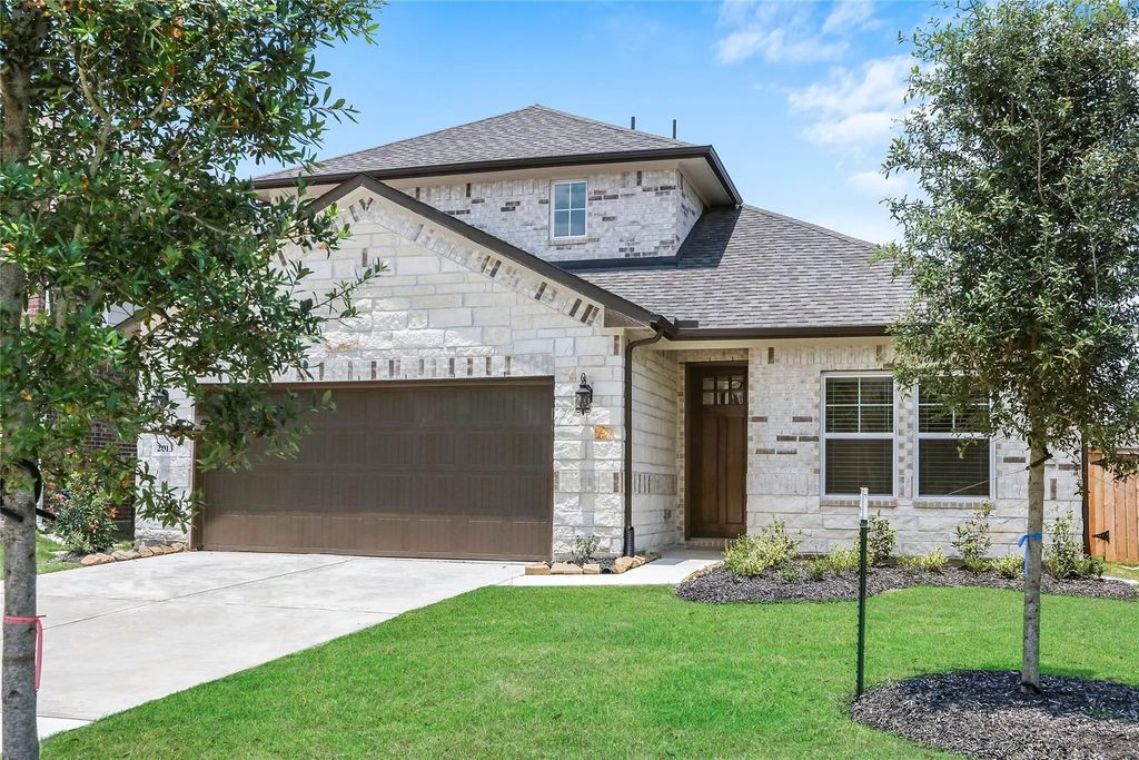 2013 Woodland Pine Court, The Woodlands