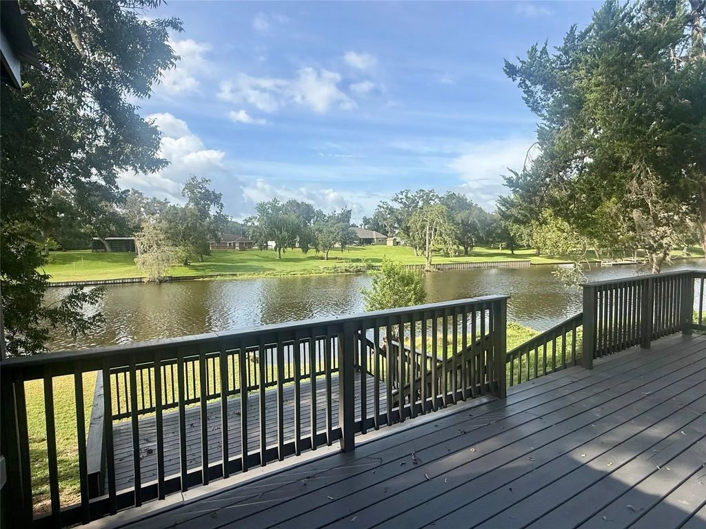 5425 County Road 961, Brazoria