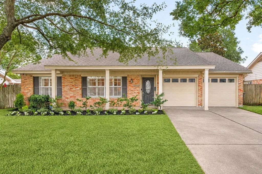 13931 Britoak Lane, Houston