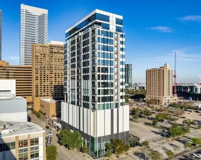 1211 Caroline Street 1102, Houston