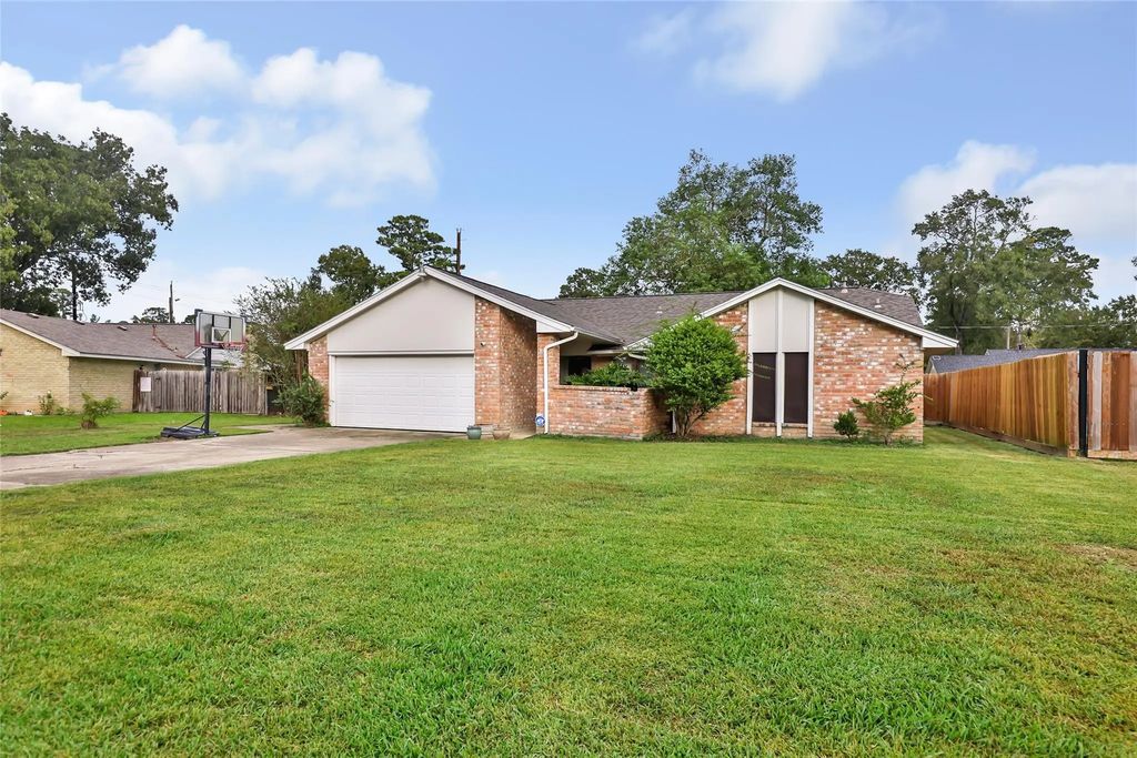 24610 Long Trail Lane, Houston