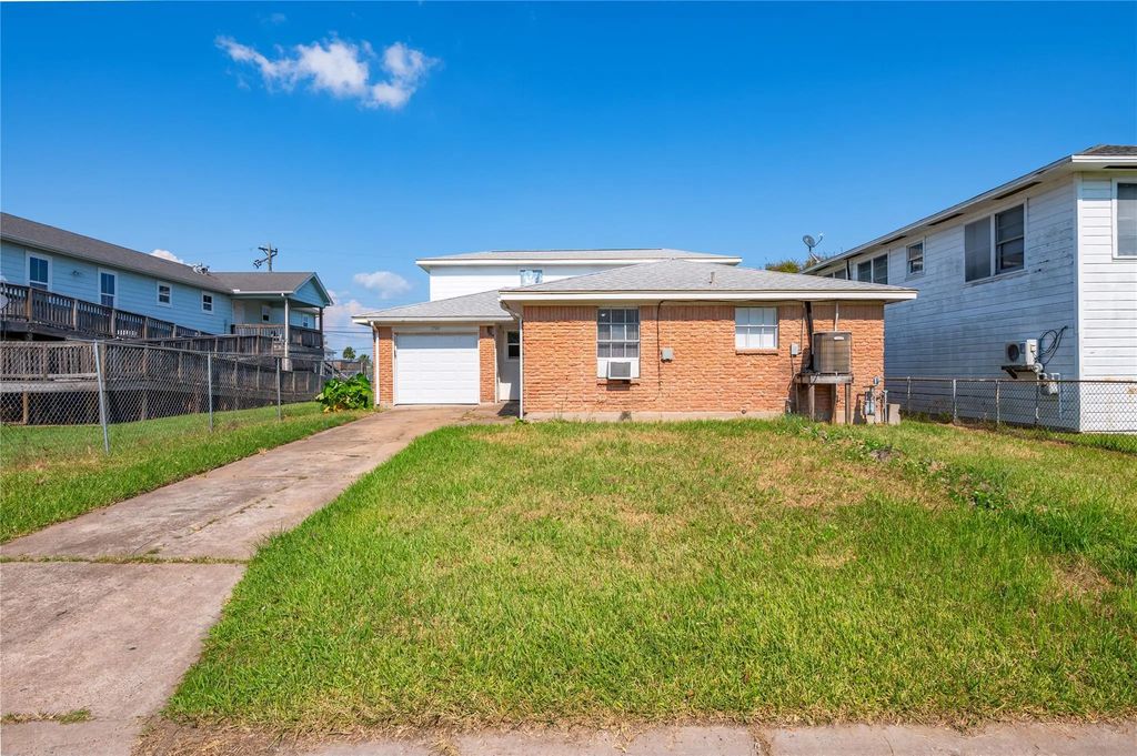 1706 Bayou Homes Drive, Galveston