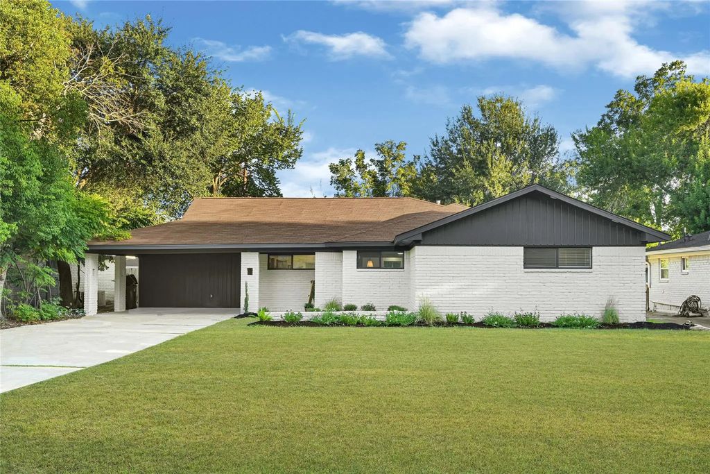 4834 Spellman Road, Houston