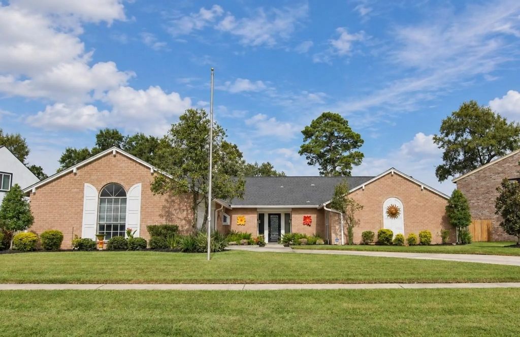 3119 Silver Springs Drive, La Porte