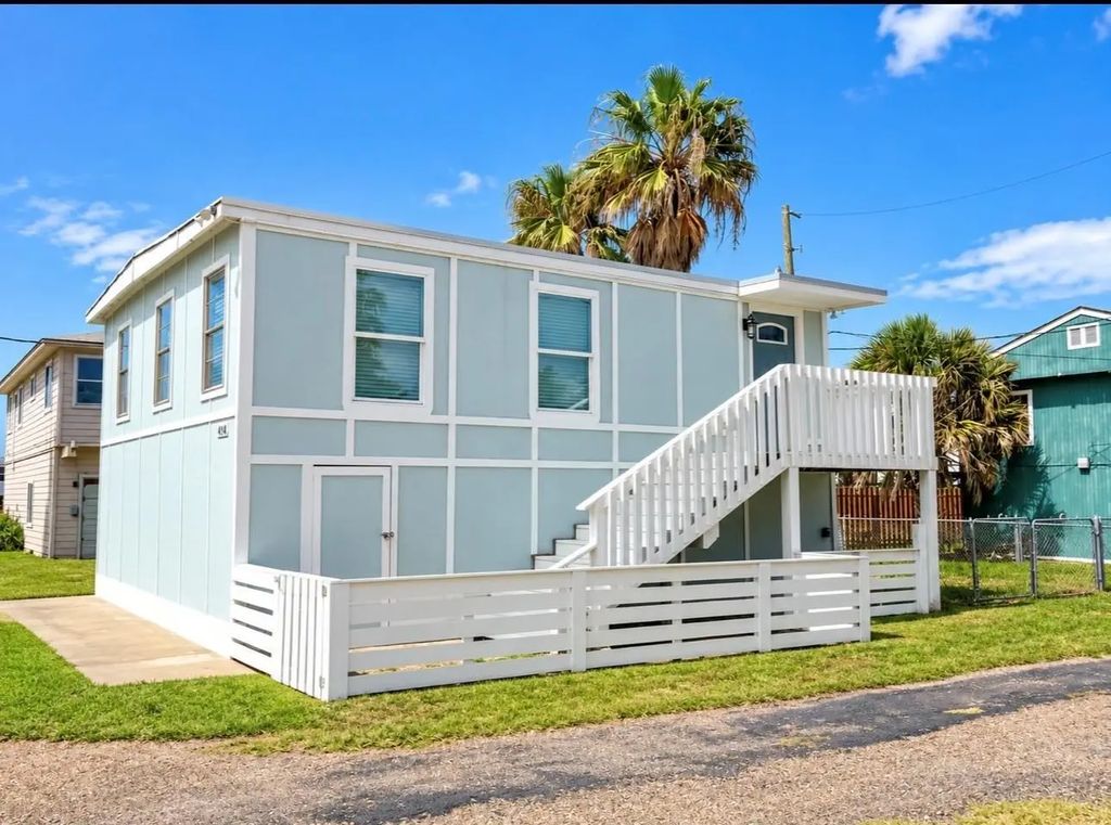 414 Murex Street, Freeport