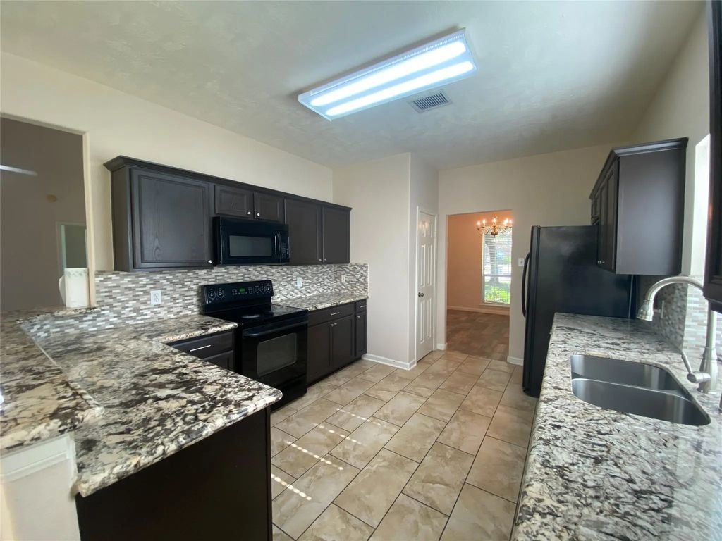 7626 Brighton Knolls Lane, Richmond