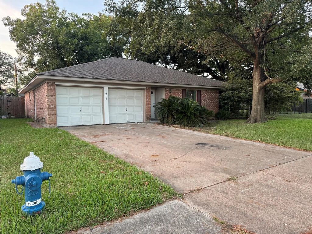 6210 Autumn Arbor Drive, Houston