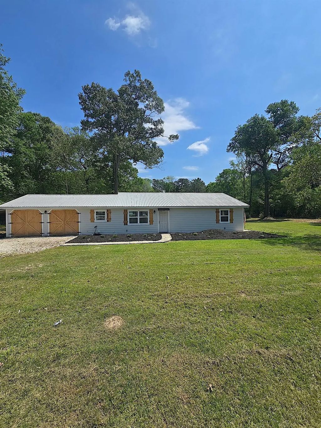 40 Bounds Lane, Huffman