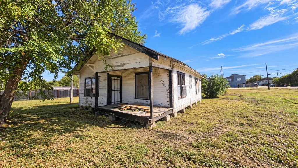 9802 Lanewell Street, Houston