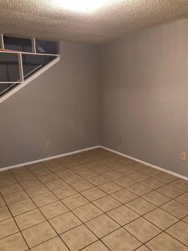 12002 Mighty Oak Drive, Houston