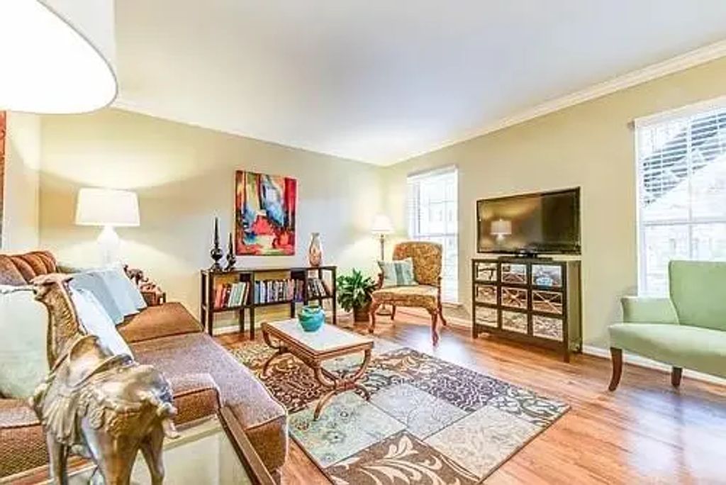 10220 Memorial Drive D43, Houston