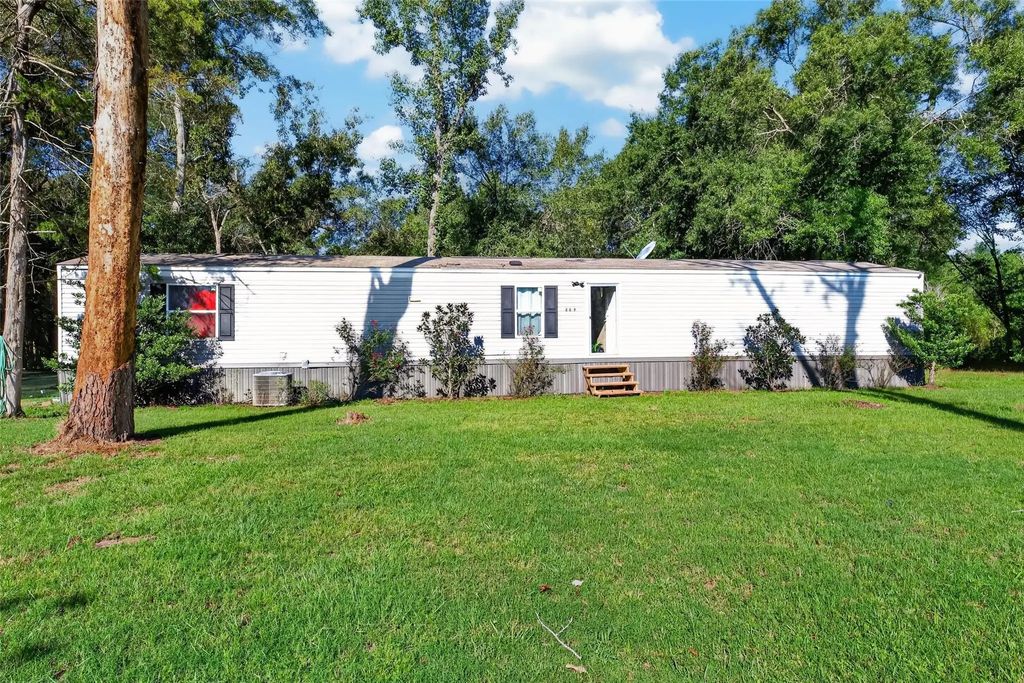 209 County Road 158, Liberty